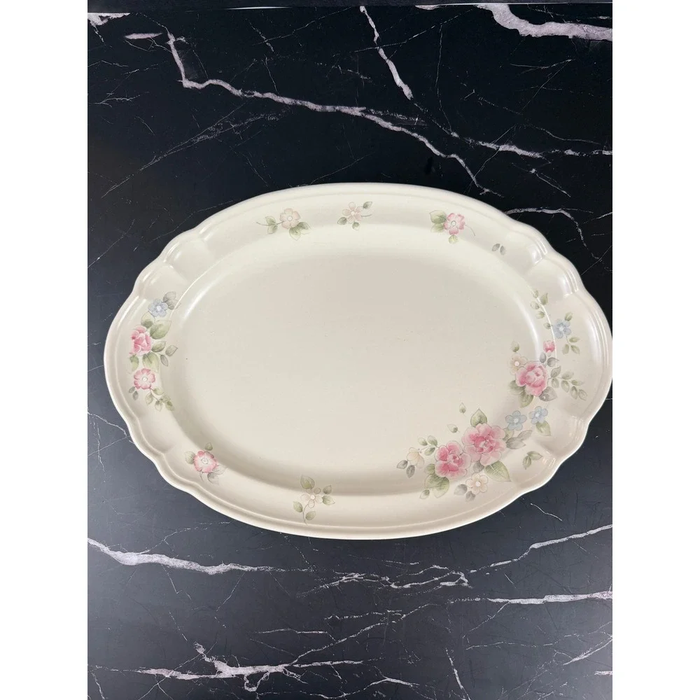Vintage Pfaltzgraff Tea Rose Pattern‎ 14.5